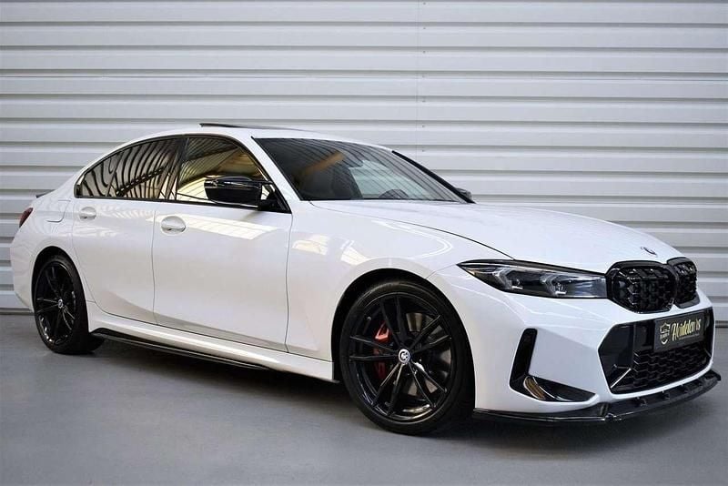 Weiß Gebraucht 2024 BMW 340 Performance Limousine | 49.990 € (Superpreis) - Bild 1/4