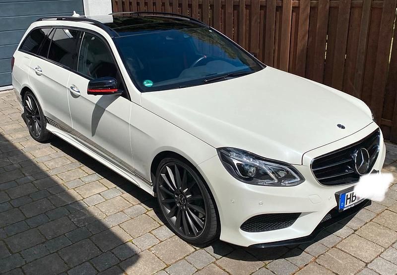 Weiß Gebraucht 2015 Mercedes E400 AMG Kombi | 34.999 € - Bild 1/4