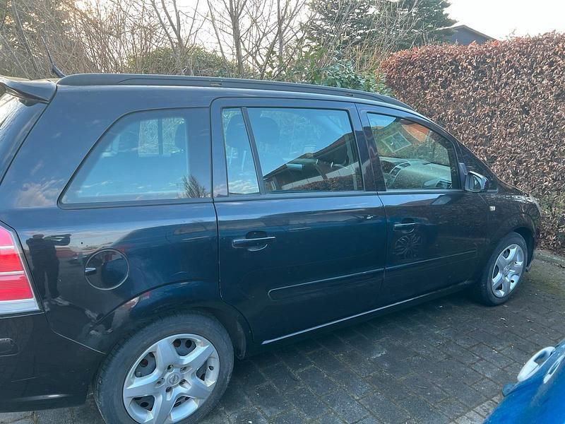 Gebraucht Opel Zafira 115 PS (84 kW) 2006 Schwarz Van / Kleinbus