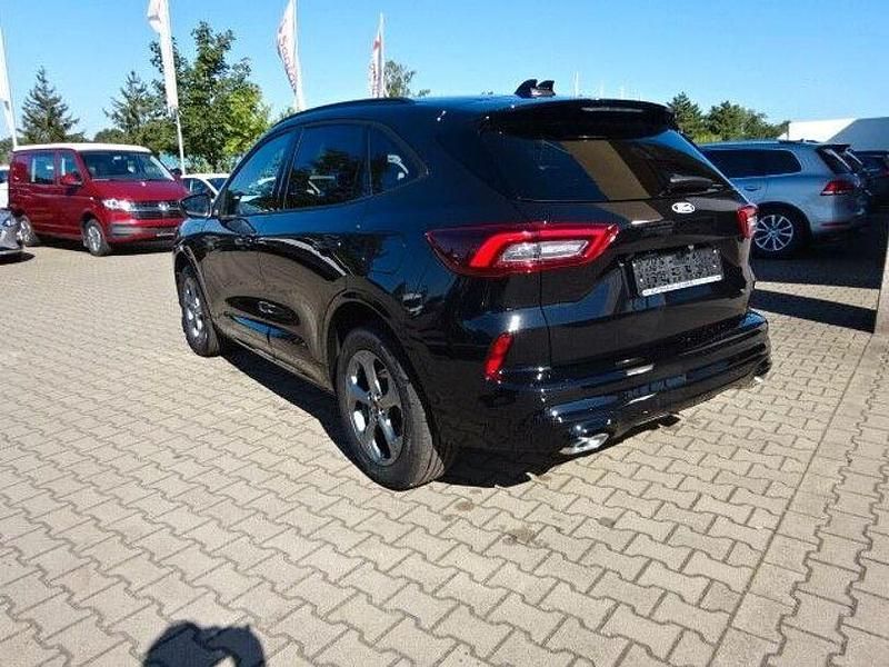 Gebraucht Ford Kuga ST-Line 242 PS (177 kW) 2024 Agate black metallic SUV