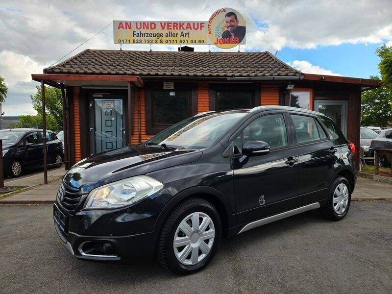 Schwarz Gebraucht 2014 Suzuki SX4 S-Cross Club SUV | 5.990 € (Etwas zu teuer) - Bild 1/3