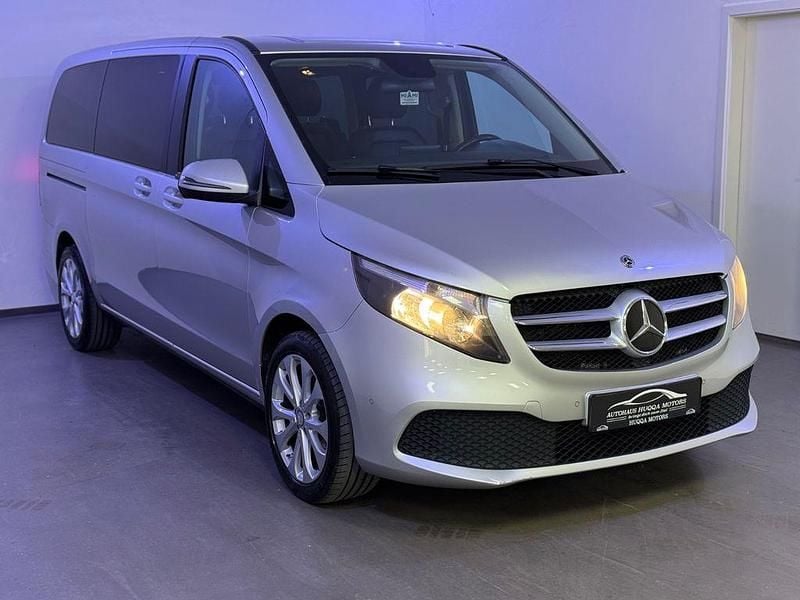 Usata Mercedes V220 163 CV (119 kW) 2019 Argento Monovolume