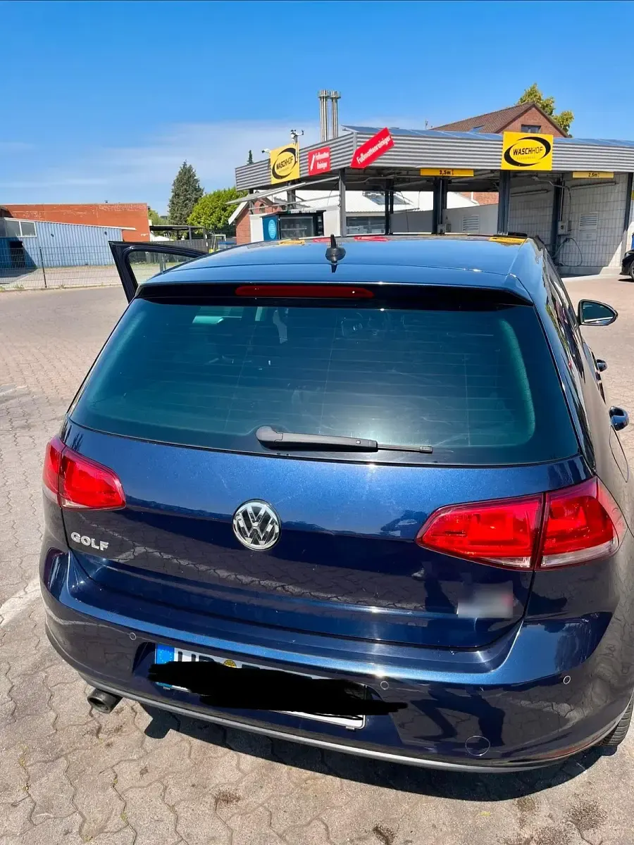 Gebraucht VW Golf VII Cup 105 PS (77 kW) 2014 Blau Limousine