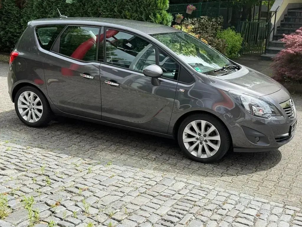 Gebraucht Opel Meriva Innovation 140 PS (102 kW) 2010 Karbongrau Van / Kleinbus