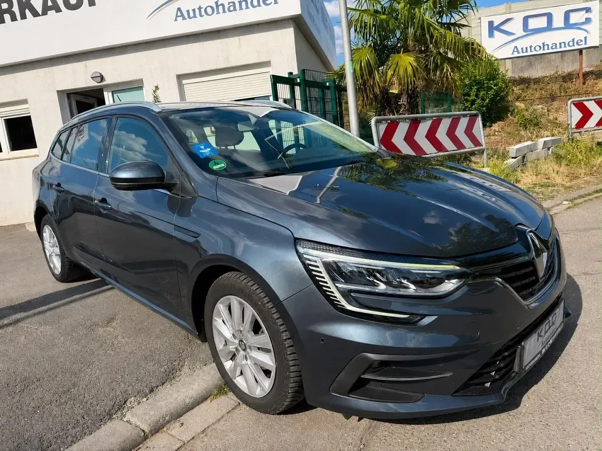 Gebraucht Renault Mégane GrandTour 116 PS (85 kW) 2021 Grau Kombi