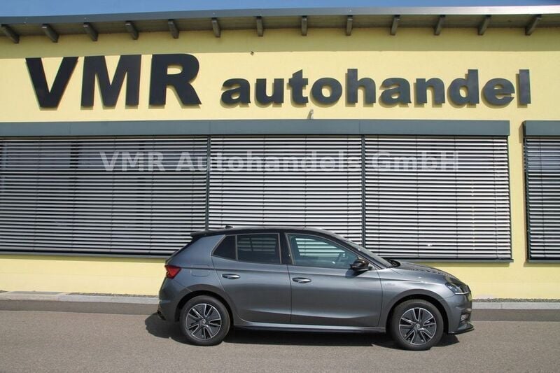 Grau Gebraucht 2023 Skoda Fabia Monte Carlo Limousine | 23.950 € (Fairer Preis) - Bild 1/4