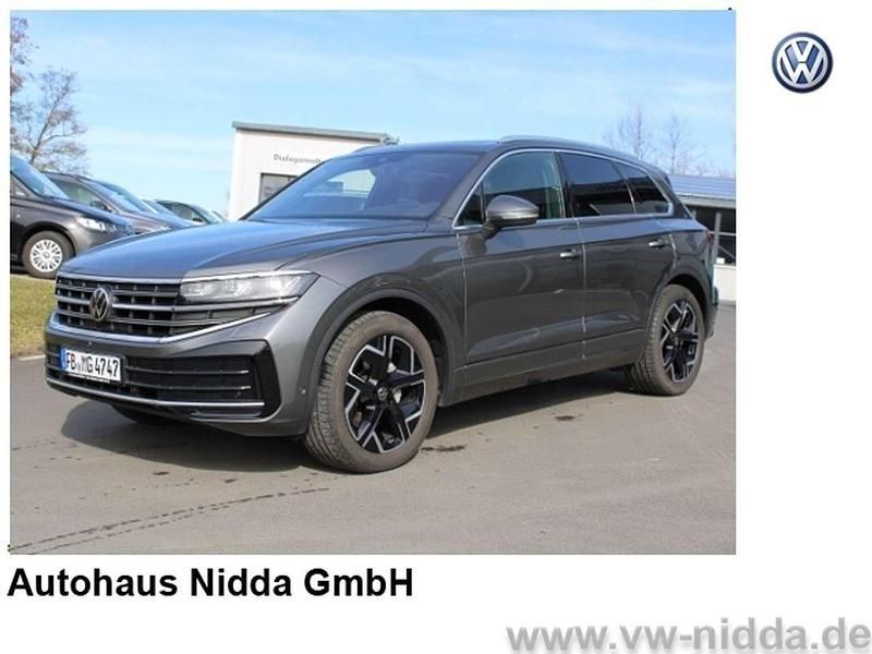 Quarzitgrau metallic Gebraucht 2023 VW Touareg Elegance SUV | 66.555 € (Fairer Preis) - Bild 1/4