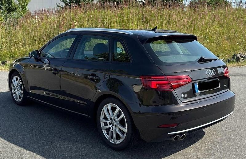 Gebraucht 2016 Audi A3 Sportback Sport Limousine | 14.000 € (Guter Preis) - Bild 1/4