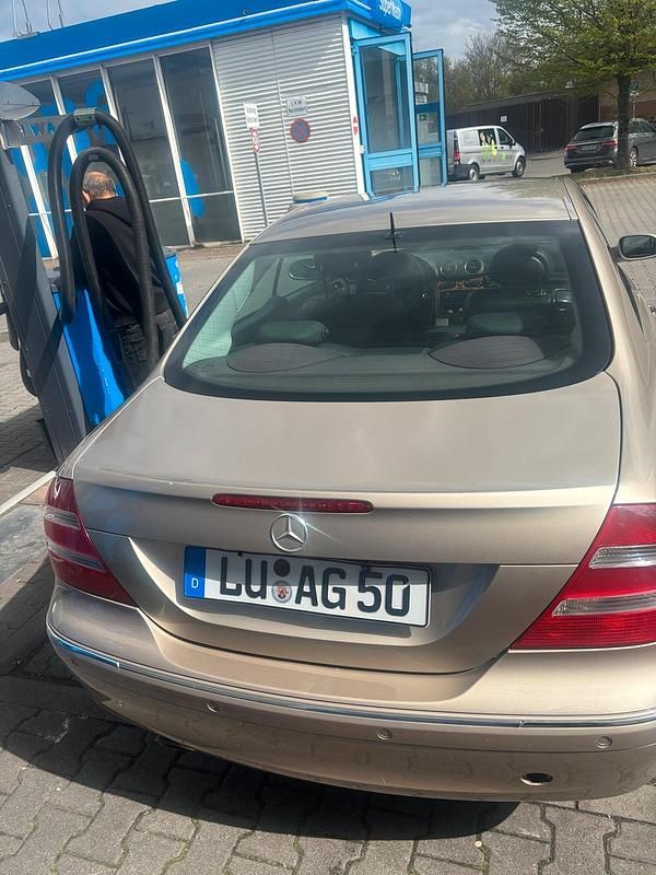 Gebraucht Mercedes CLK240 170 PS (125 kW) 2004 Beige Coupé