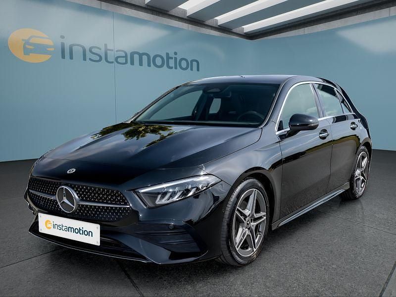 Schwarz Gebraucht 2023 Mercedes A180 Limousine | 29.749 € (Etwas zu teuer) - Bild 1/4