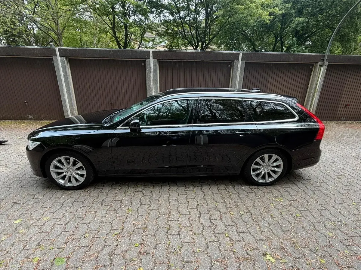 Second-hand Volvo V90 190 CP (139 kW) 2020 Negru Break