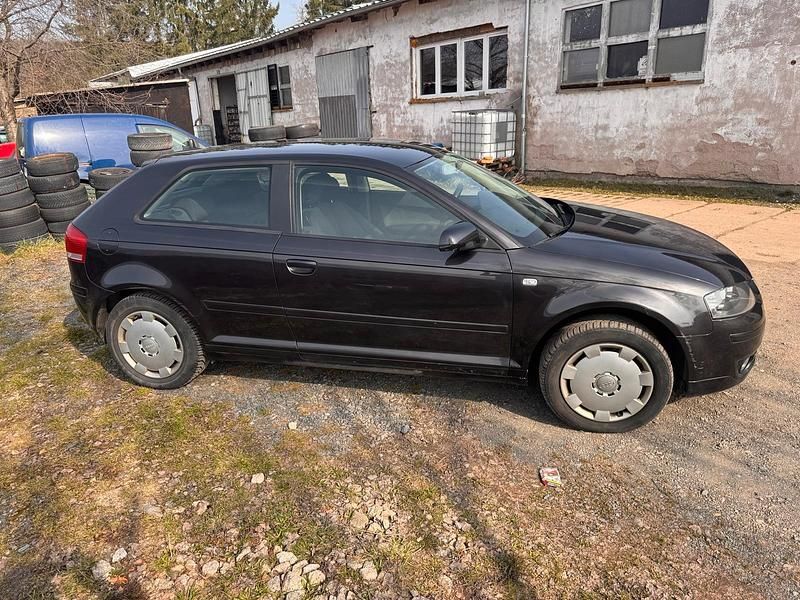 Gebraucht Audi A3 105 PS (77 kW) 2007 Schwarz Kleinwagen