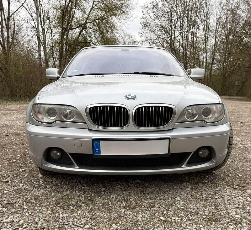 Gebraucht BMW 330 231 PS (169 kW) 2003 Silber Coupé