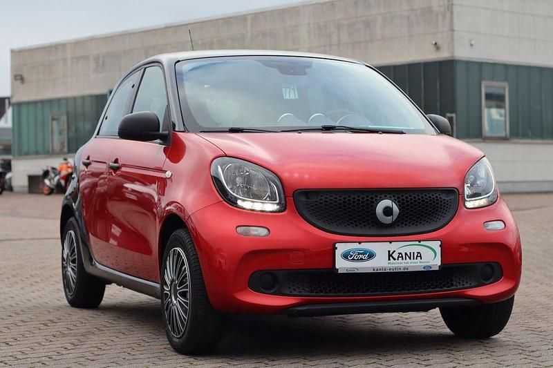Rot Gebraucht 2015 Smart ForFour Limousine | 6.838 € (Fairer Preis) - Bild 1/4