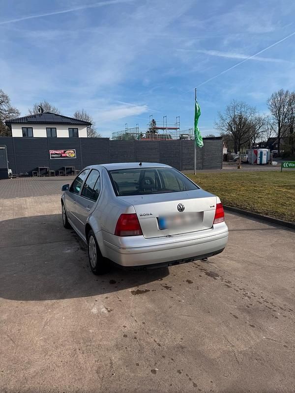 Occasion VW Bora 130 ch (95 kW) 2001 Argent Berline