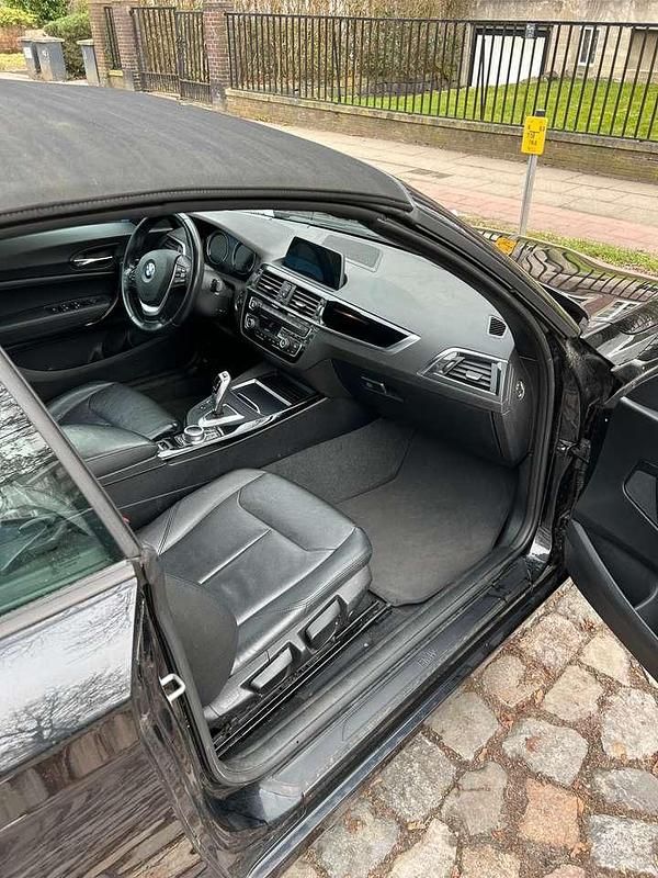 Gebraucht BMW 218 136 PS (100 kW) 2018 Schwarz Cabrio