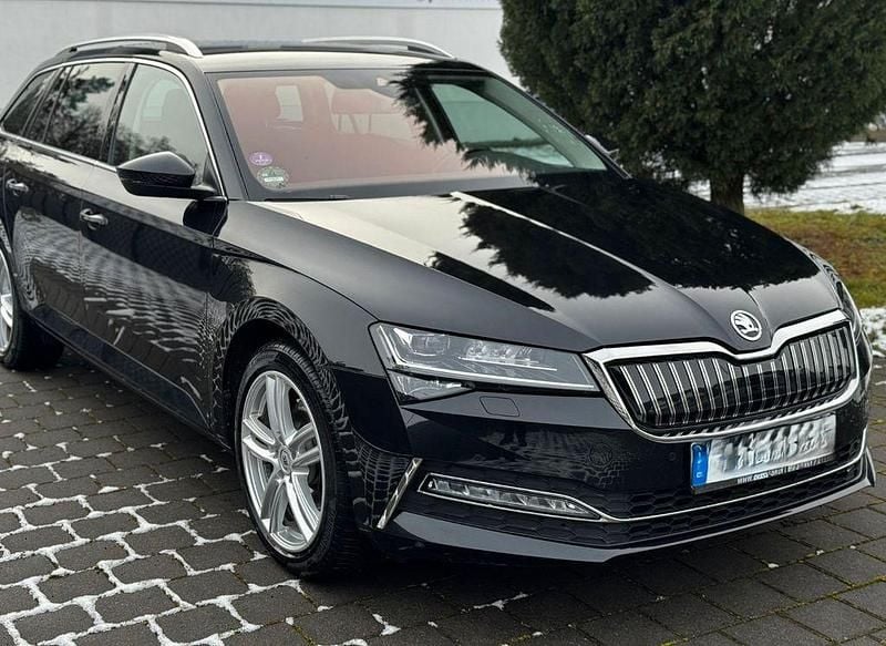 Gebraucht Skoda Superb Style 218 PS (160 kW) 2020 Silber Kombi