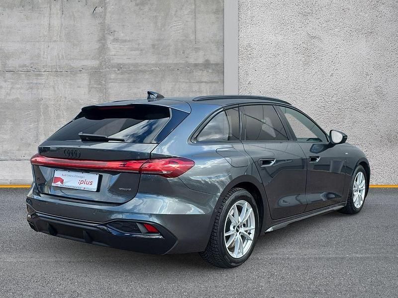 Gebraucht Audi A5 Ambiente 204 PS (150 kW) 2025 Außenfarbe: Kombi