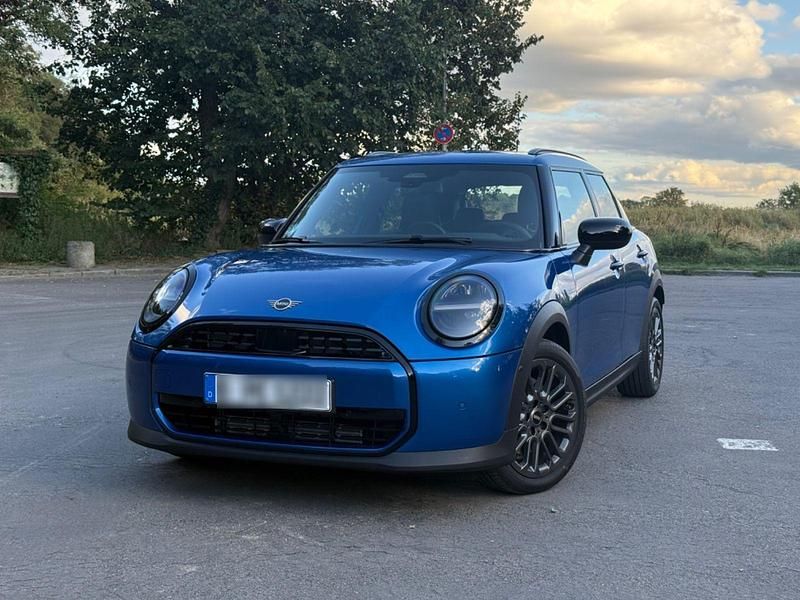 Blau Gebraucht 2025 Mini Cooper Kleinwagen | 29.500 € (Superpreis) - Bild 1/4