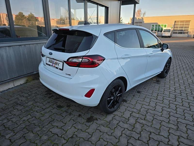 Gebraucht Ford Fiesta Titanium X 125 PS (91 kW) 2022 Weiß Limousine
