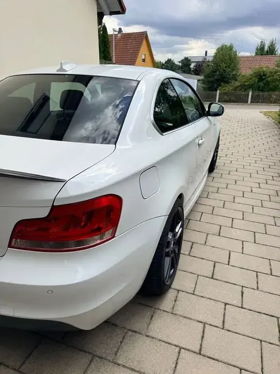 Gebraucht BMW 135 Coupé M Sport 306 PS (225 kW) 2012 Weiß Coupé