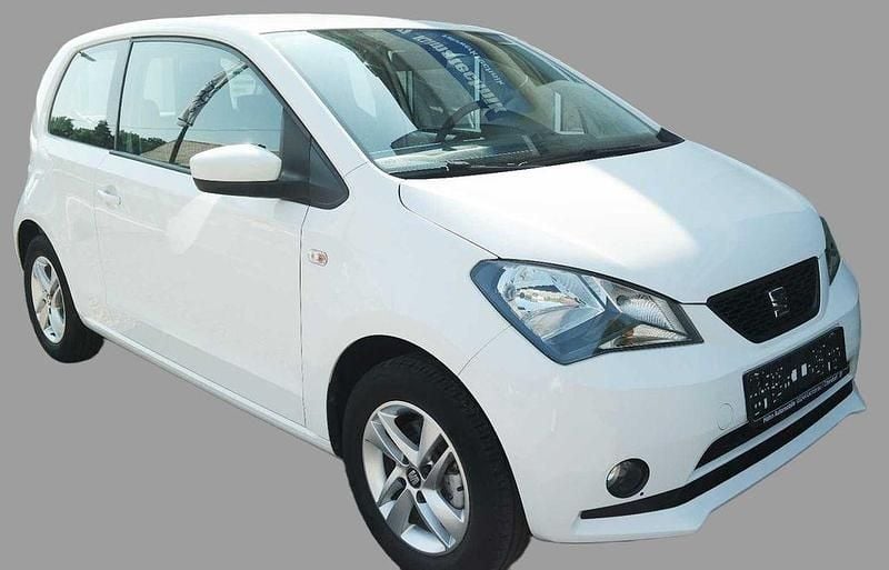Gebraucht Seat Mii Chic 60 PS (44 kW) 2015 Weiß Kleinwagen