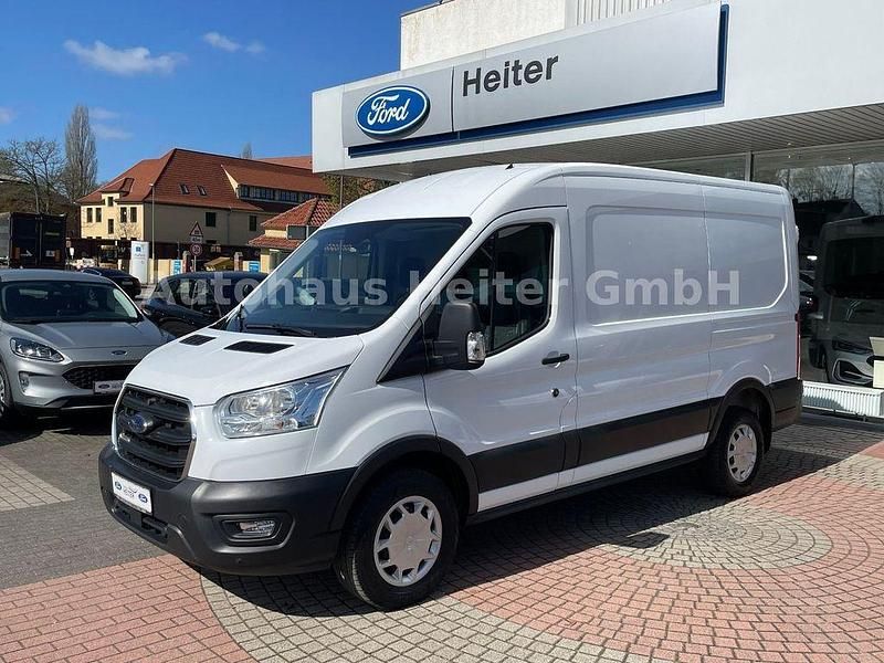 Gebraucht Ford Transit Trend 131 PS (96 kW) 2021 Weiß Limousine