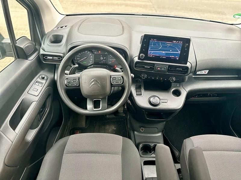 Grau Gebraucht 2021 Citroën Berlingo Van / Kleinbus | 20.600 € (Fairer Preis) - Bild 1/4