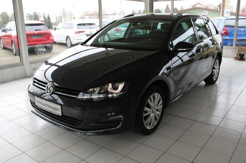 Uranograu Gebraucht 2015 VW Golf VII LOUNGE Kombi | 12.900 € (Etwas zu teuer) - Bild 1/4