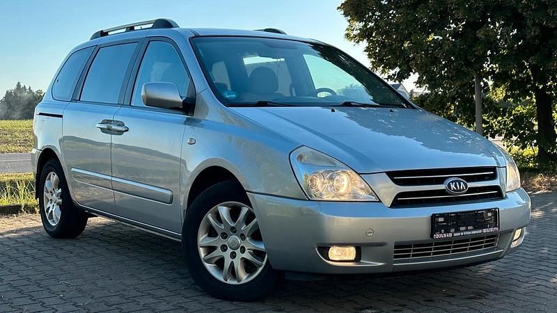 Gebraucht Kia Carnival 185 PS (136 kW) 2007 Silber Van / Kleinbus