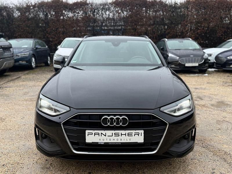 Gebraucht Audi A4 163 PS (119 kW) 2021 Brillantschwarz Kombi