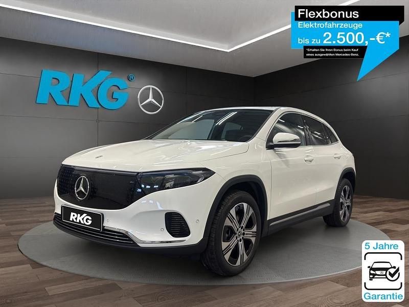 Weiß Gebraucht 2024 Mercedes EQA250+ Progressive SUV | 39.790 € (Fairer Preis) - Bild 1/4