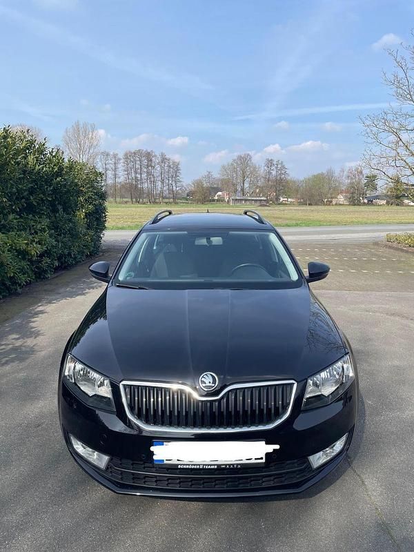Gebraucht Skoda Octavia 110 PS (80 kW) 2015 Schwarz Kleinwagen