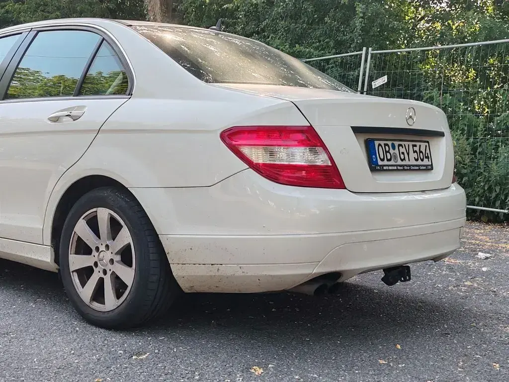 Gebraucht Mercedes 200 136 PS (100 kW) 2008 Weiß Limousine