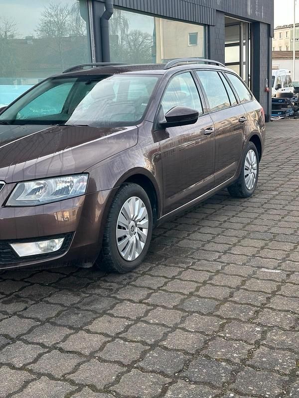 Gebraucht Skoda Octavia 110 PS (80 kW) 2016 Grau Kleinwagen