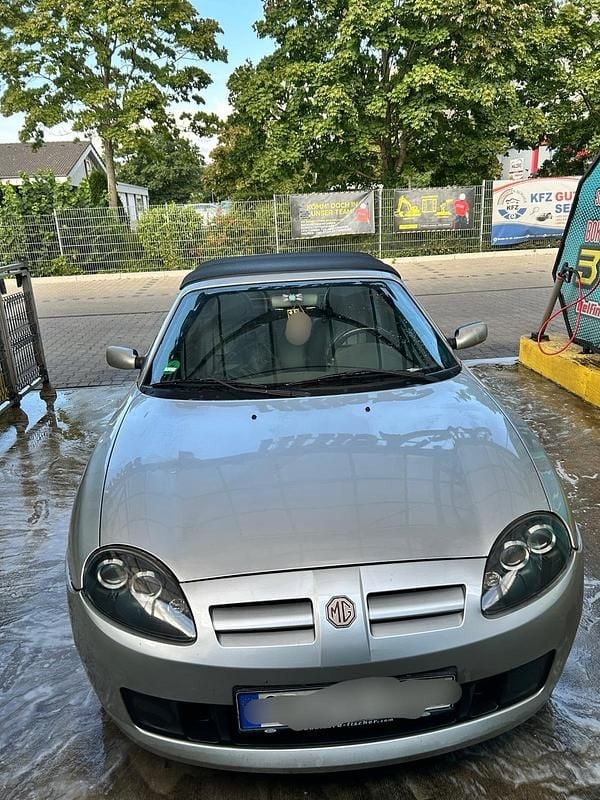 Silber Gebraucht 2004 MG TF Cabrio | 3.000 € - Bild 1/4