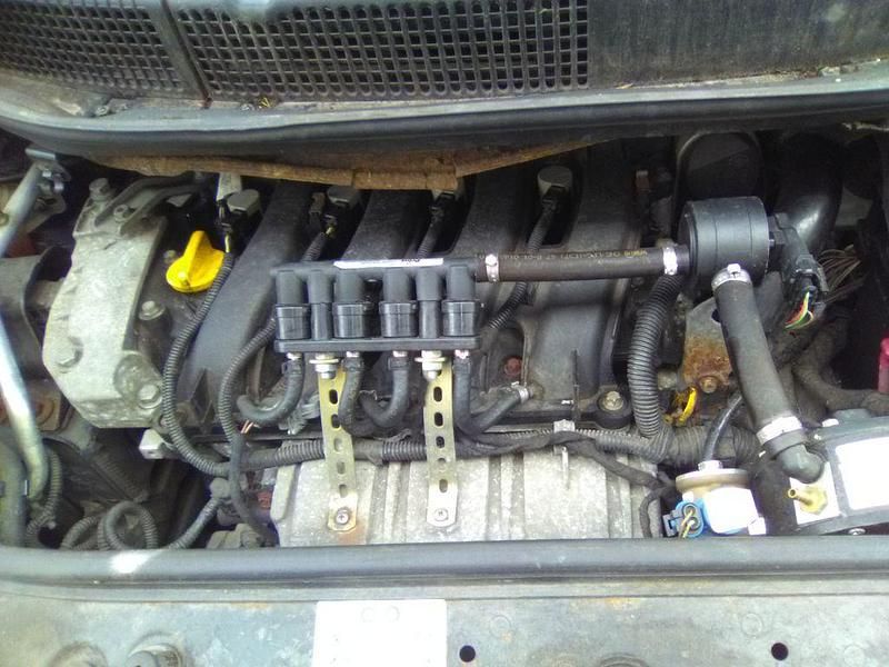 Blau Gebraucht 2004 Renault Grand Scénic II Privilege Van / Kleinbus | 3.500 € (Fairer Preis) - Bild 1/4