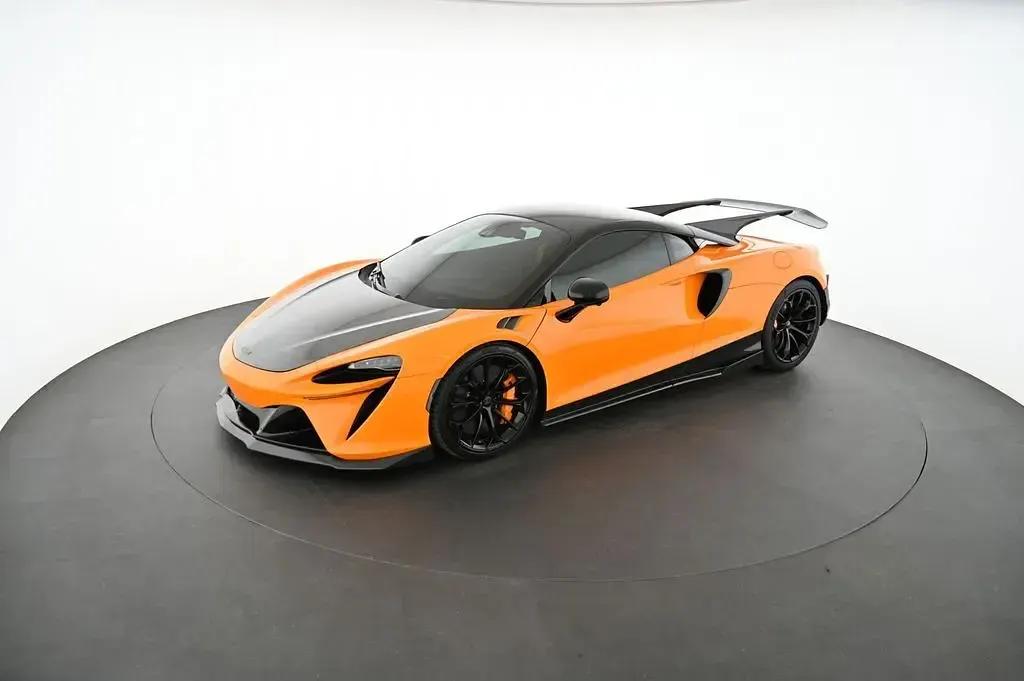 Neu McLaren Artura 700 PS (514 kW) 2026 Orange