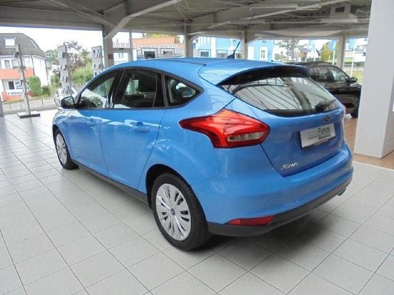 Gebraucht Ford Focus Business Edition 150 PS (110 kW) 2016 Blau Limousine