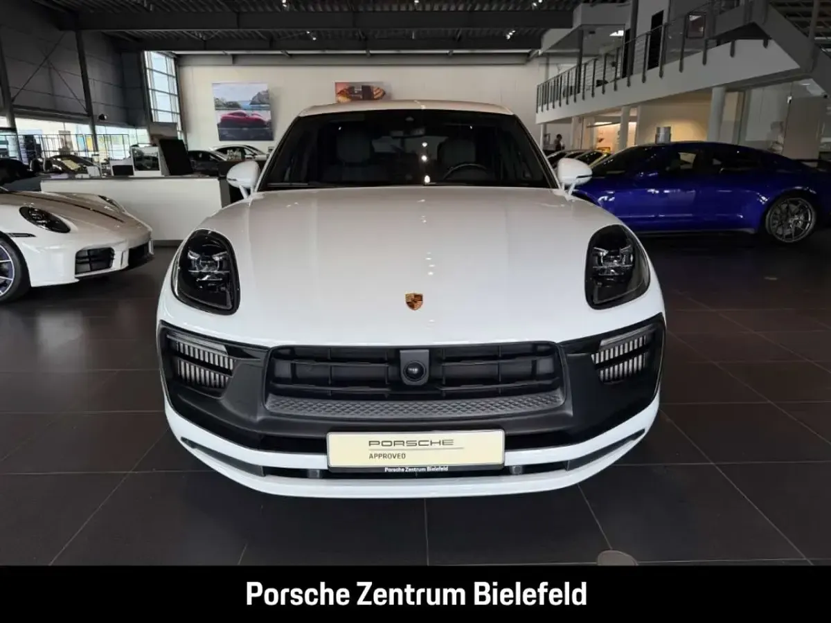 Gebraucht Porsche Macan 441 PS (324 kW) 2023 Carraraweißmetallic SUV