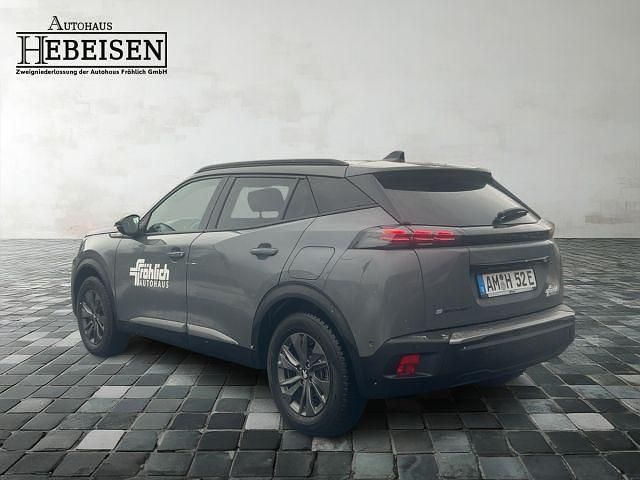Gebraucht Peugeot e-2008 Allure 114 kW (156 PS) 2025 Grau SUV