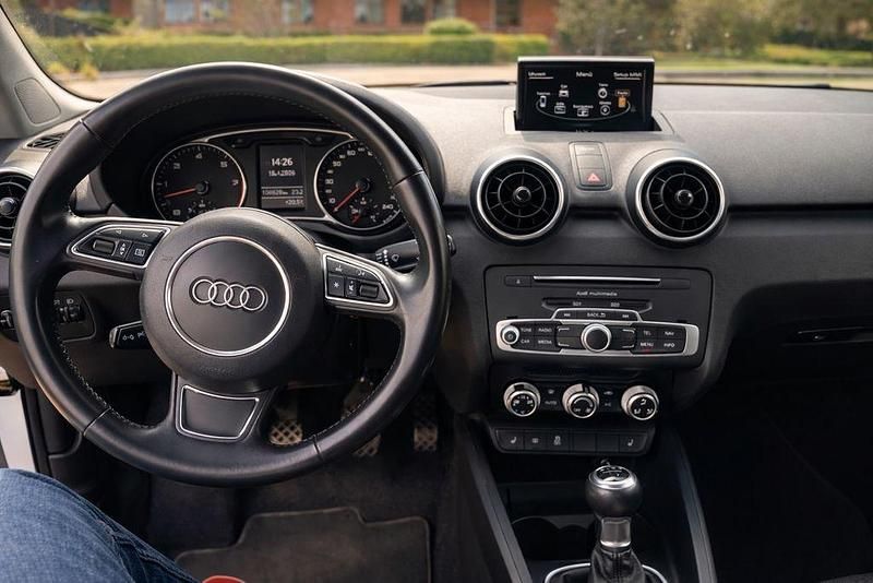 Second-hand Audi A1 95 CP (69 kW) 2016 Alb Hatchback