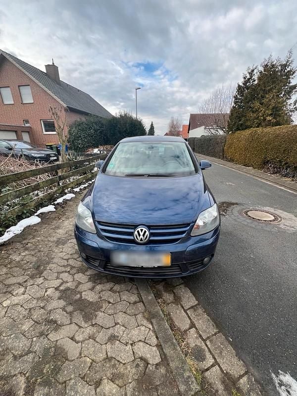 Gebraucht VW Golf V 102 PS (75 kW) 2005 Blau Kleinwagen