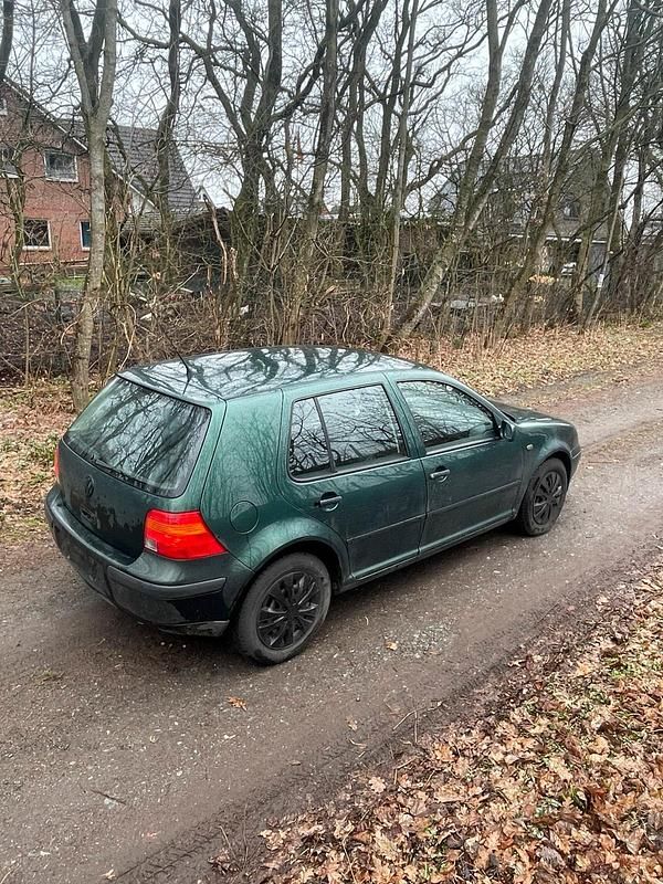 Gebraucht VW Golf IV 74 PS (54 kW) 1998 Grün Kleinwagen