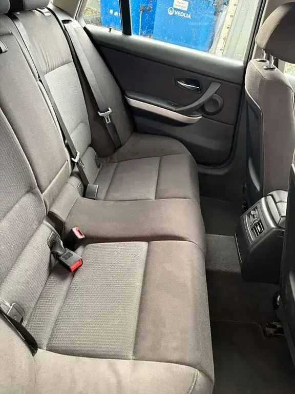 Gebraucht BMW 320 184 PS (135 kW) 2012 Blau Kombi