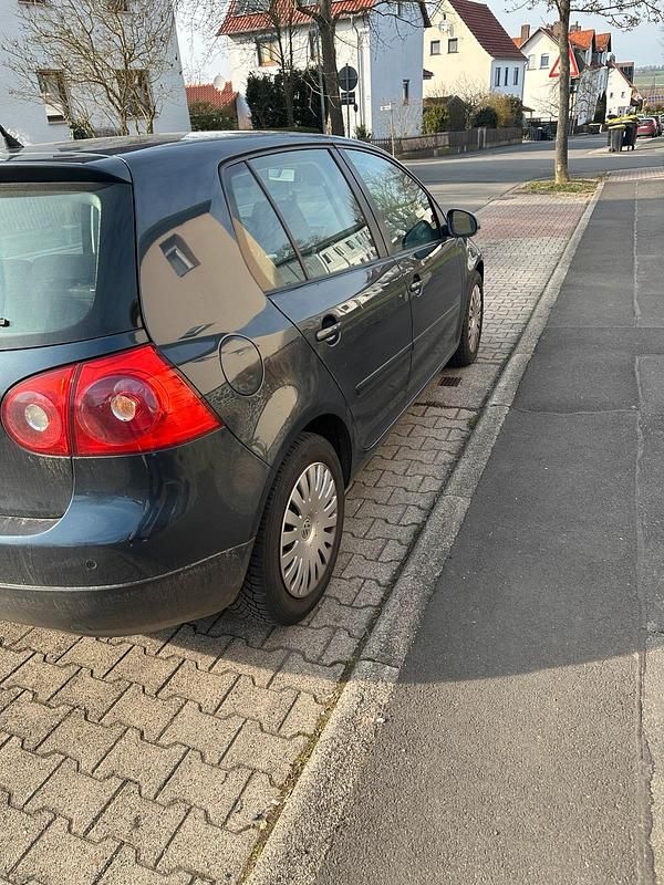 Second-hand VW Golf V 80 CP (58 kW) 2007 Albastru Hatchback