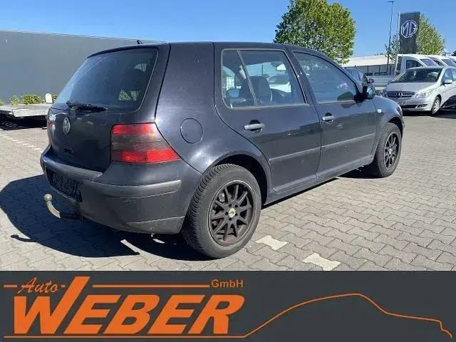 Gebraucht VW Golf IV Edition 75 PS (55 kW) 2002 Schwarz Limousine