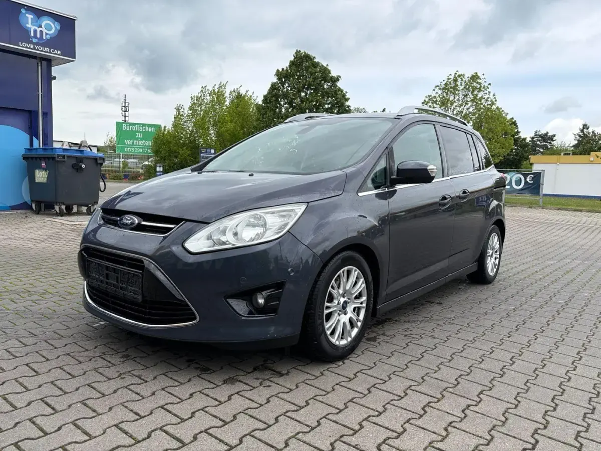 Używany Ford Grand C-Max Titanium 150 KM (110 kW) 2011 Szary Minivan