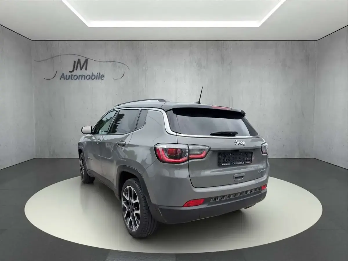 Gebraucht Jeep Compass Limited 245 PS (180 kW) 2021 Ceramic gray SUV