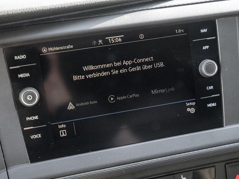 Gebraucht VW T6.1 150 PS (110 kW) 2020 Weiß Van